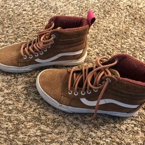 Vans winter high top shoes